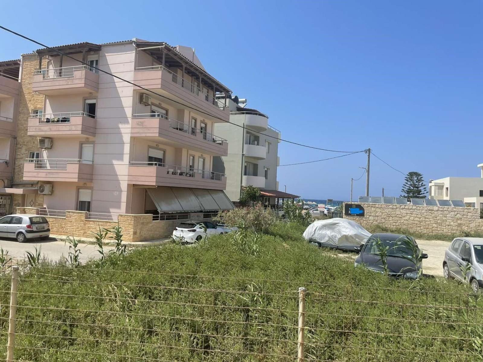 Yannis Apartments Amoudara  Bagian luar foto
